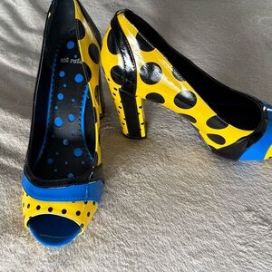 Not Rated Yellow & Black Polka Dot Peep-Toe Heels with Blue Accents